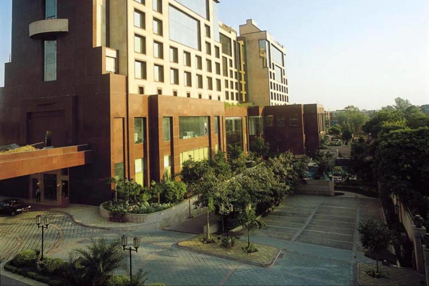 Sheraton New Delhi Hotel Exterior foto