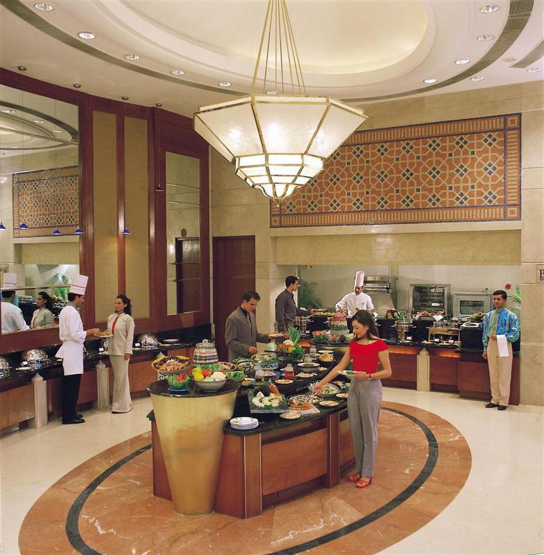 Sheraton New Delhi Hotel Restaurant foto